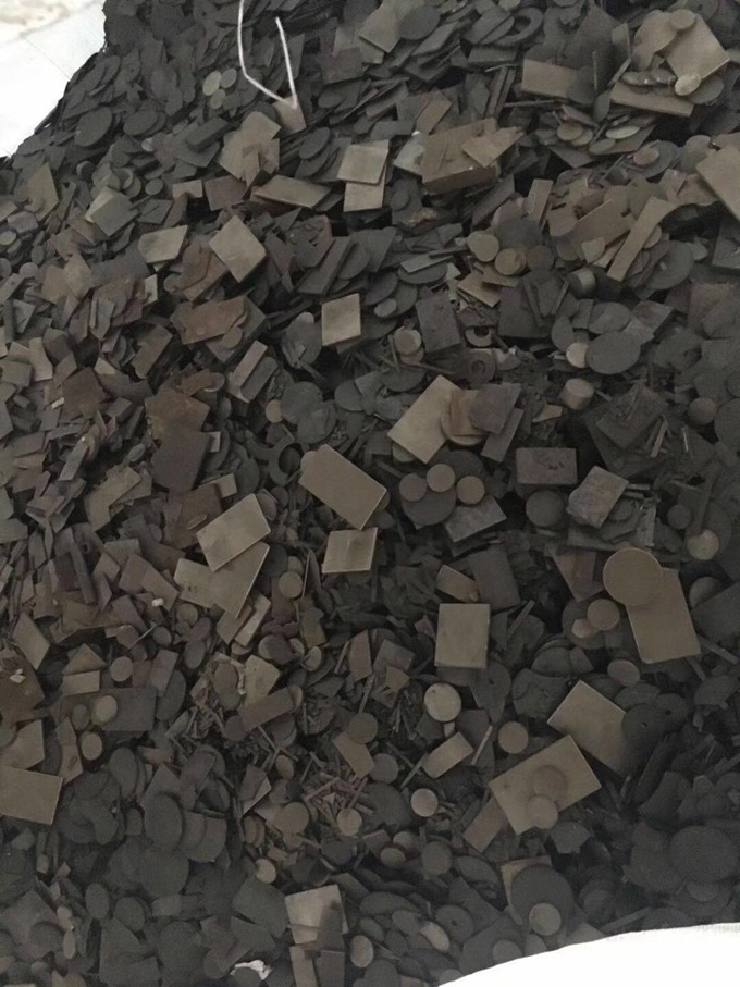 切片廢料10
